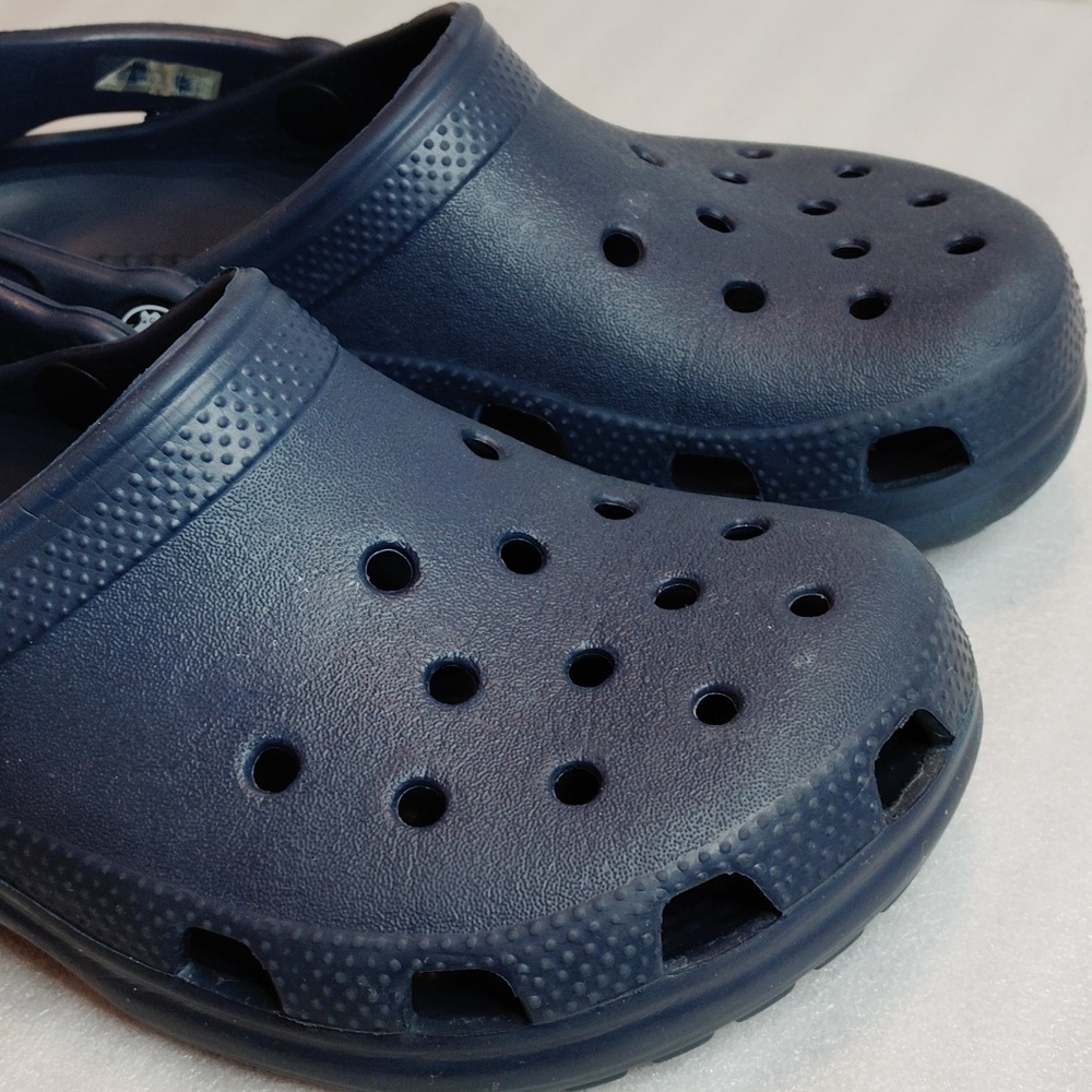 CROCS Dark Blue Size M4 J4 W6 - Picture 2 of 7